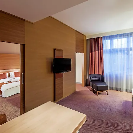 Hotel Mercure Center 4*