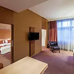 Hotel Mercure Center 4*