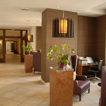 Hotel Mercure Center 4*