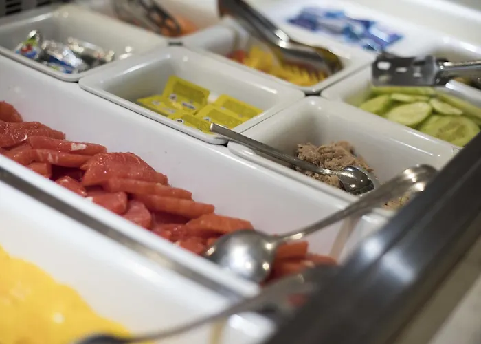 Mercure Center Готель